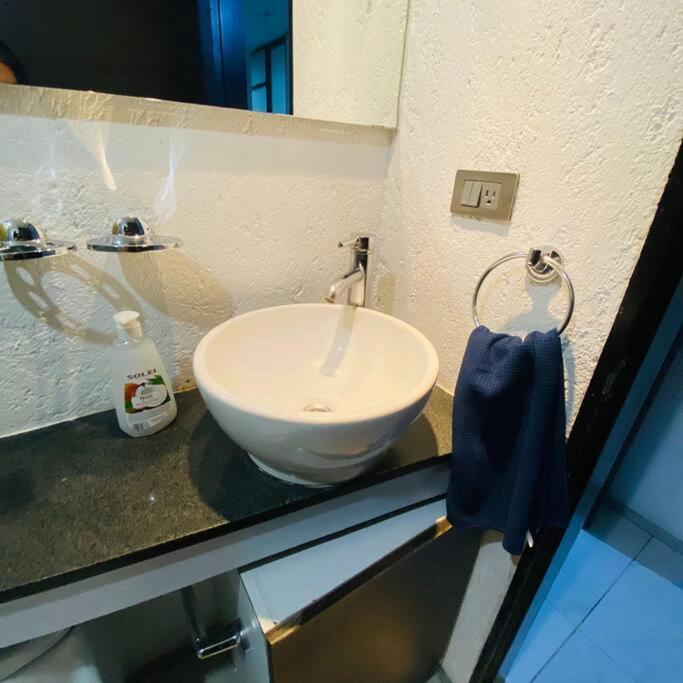 Depa Ubicadisimo Comodo Equipado